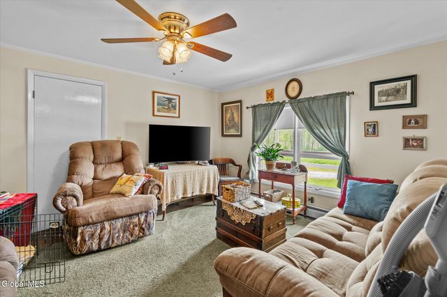 8422 State Route 40, Hartford, NY 12838