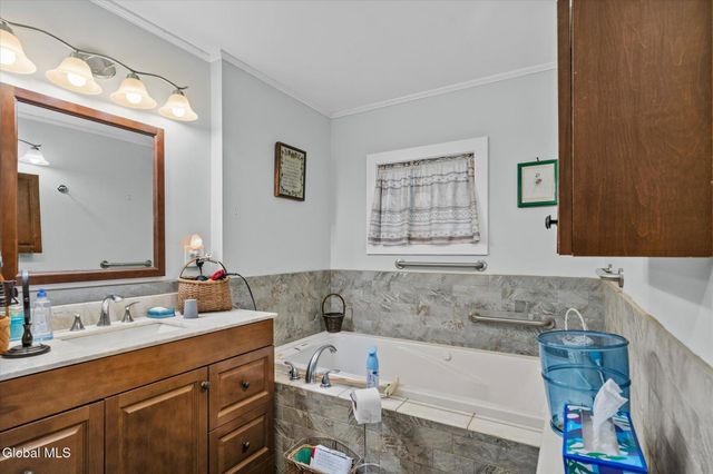 8422 State Route 40, Hartford, NY 12838