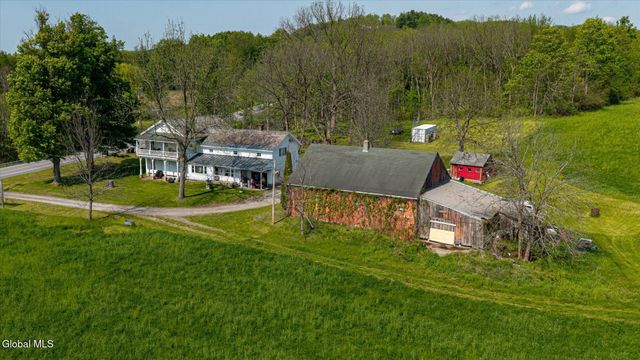 8422 State Route 40, Hartford, NY 12838