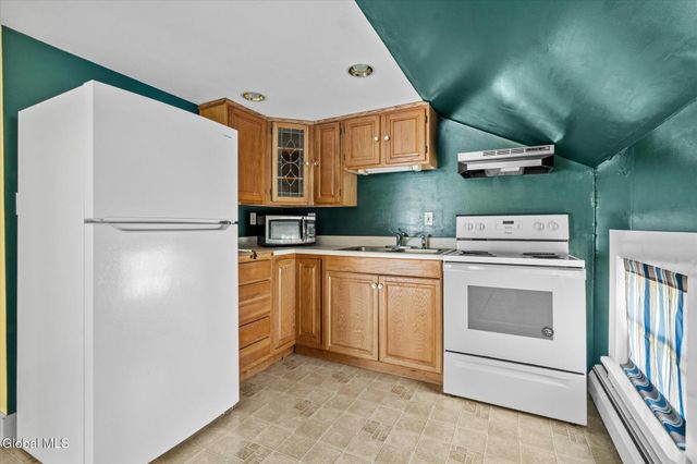 8422 State Route 40, Hartford, NY 12838