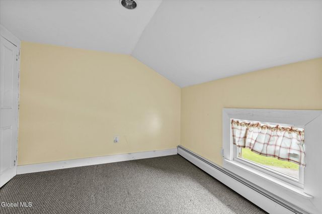 8422 State Route 40, Hartford, NY 12838