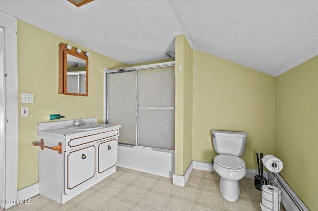 8422 State Route 40, Hartford, NY 12838