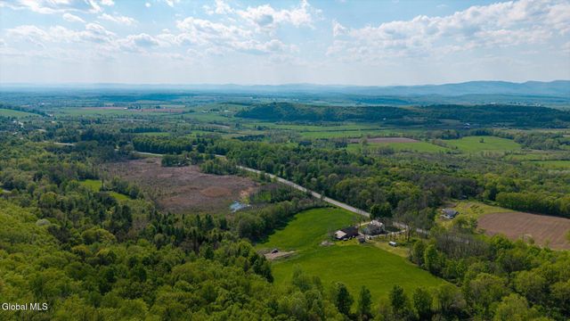 8422 State Route 40, Hartford, NY 12838