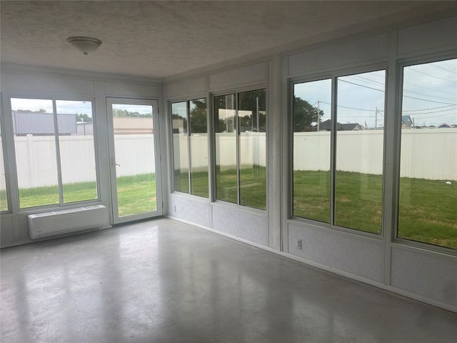 11022 S 85th East Avenue B, Bixby, OK 74133