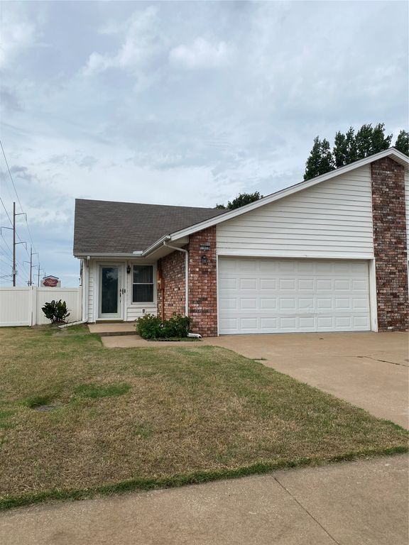 11022 S 85th East Avenue B, Bixby, OK 74133