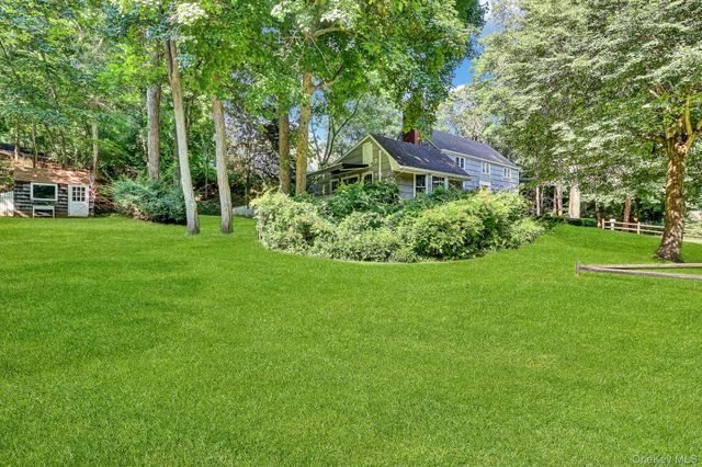 2 Dogwood Drive, Stony Brook, NY 11790