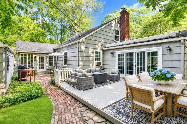 2 Dogwood Drive, Stony Brook, NY 11790