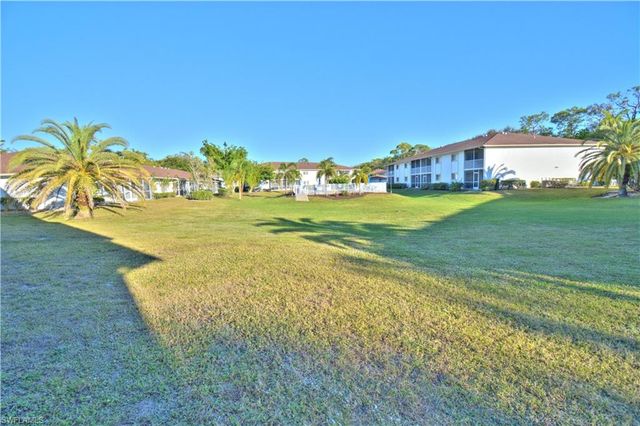 2330 Naples Trace Cir Unit 903, Naples, FL 34109