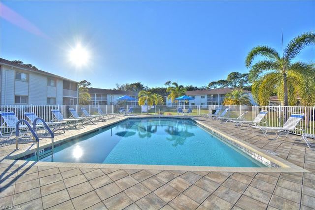 2330 Naples Trace Cir Unit 903, Naples, FL 34109