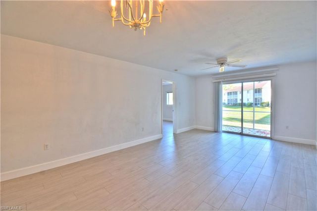 2330 Naples Trace Cir Unit 903, Naples, FL 34109