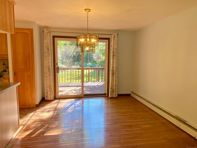 33 Rambling Road, Vernon, CT 06066