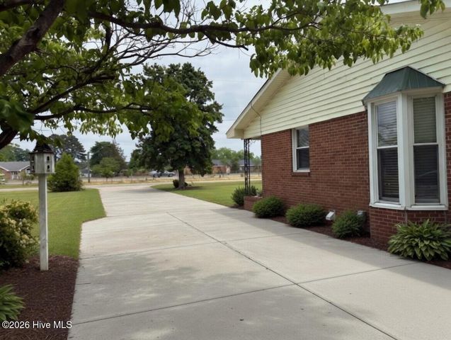 3102 Summit Road, Goldsboro, NC 27534