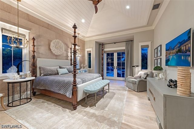 3170 Crayton RD, Naples, FL 34103
