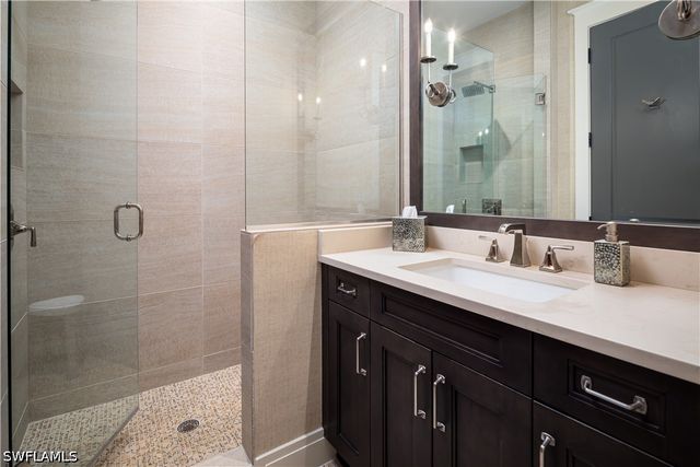 3170 Crayton RD, Naples, FL 34103