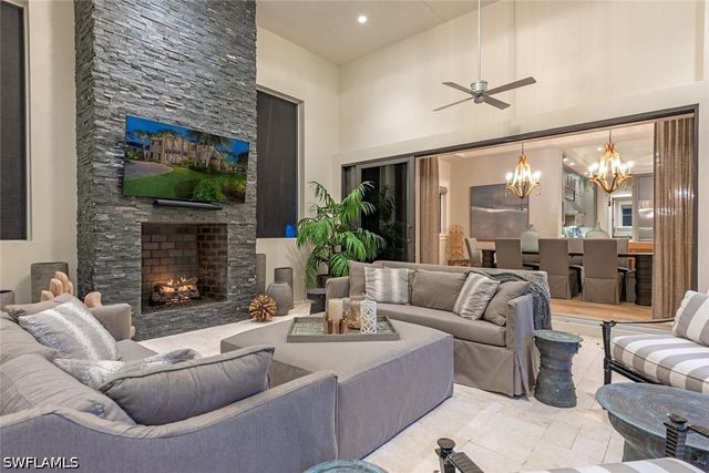 3170 Crayton RD, Naples, FL 34103