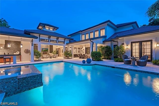 3170 Crayton RD, Naples, FL 34103