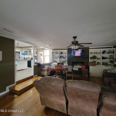 17735 John Cumbest Road, Moss Point, MS 39562