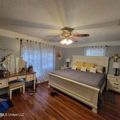 17735 John Cumbest Road, Moss Point, MS 39562