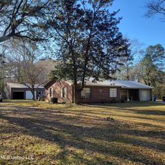17735 John Cumbest Road, Moss Point, MS 39562