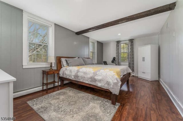 27 Stillwater Rd, Hardwick Twp., NJ 07825