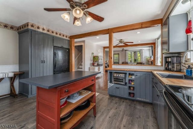 27 Stillwater Rd, Hardwick Twp., NJ 07825