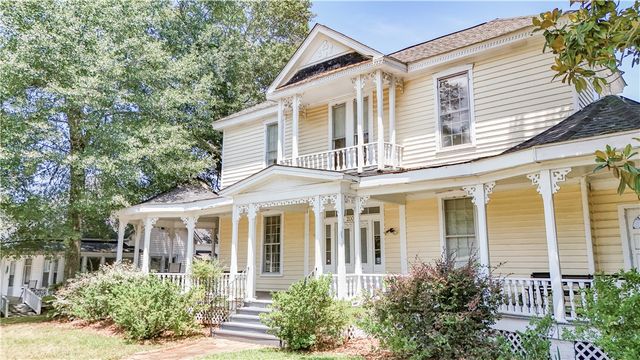 200 W North 1st Street, Seneca, SC 29678