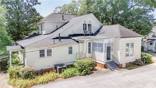 200 W North 1st Street, Seneca, SC 29678