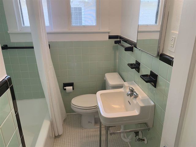 66 Fullerwood Dr, St Augustine, FL 32084