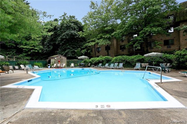 500 Central Park Avenue 146, Scarsdale, NY 10583