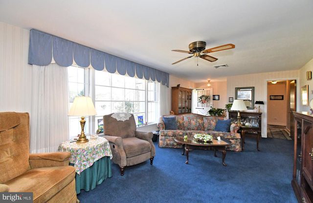 227 W RELIANCE RD, Souderton, PA 18964