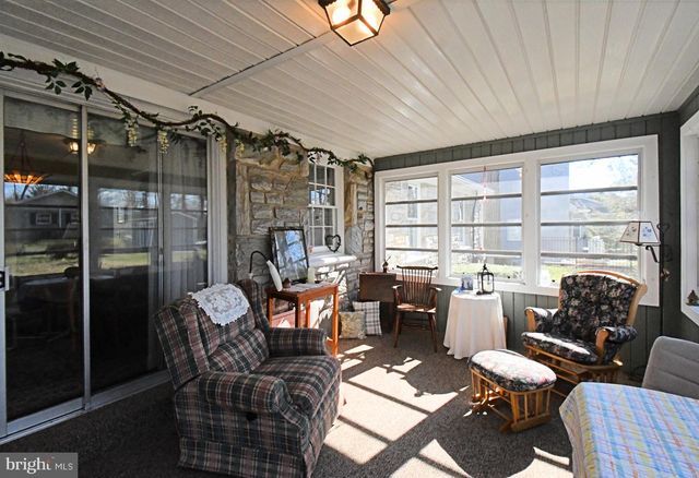 227 W RELIANCE RD, Souderton, PA 18964