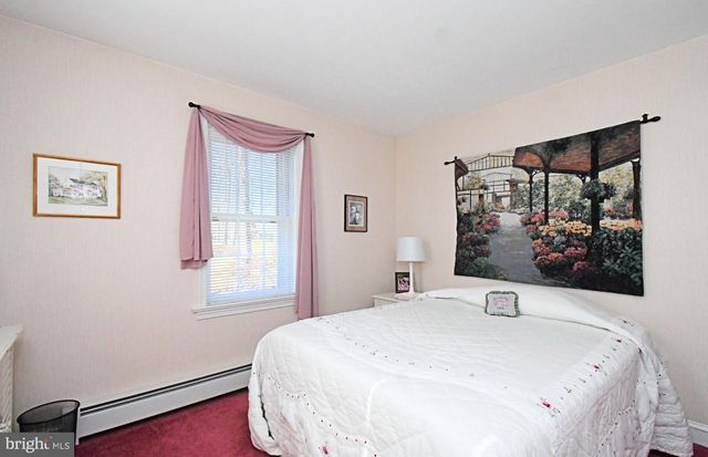 227 W RELIANCE RD, Souderton, PA 18964