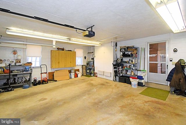 227 W RELIANCE RD, Souderton, PA 18964