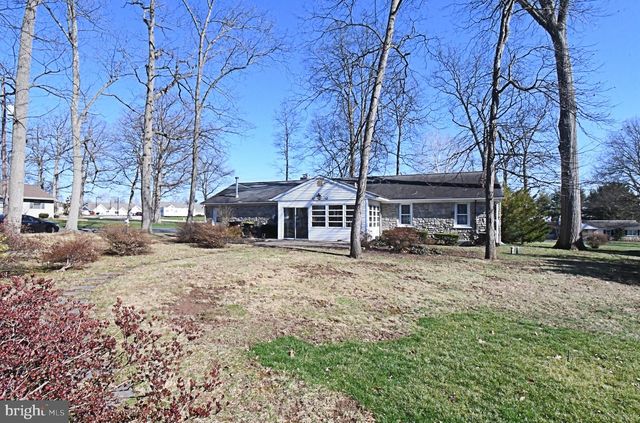 227 W RELIANCE RD, Souderton, PA 18964