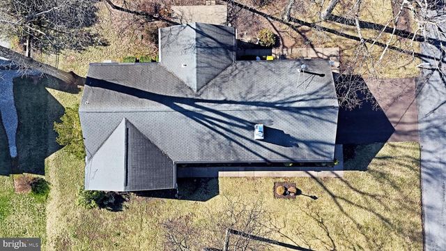 227 W RELIANCE RD, Souderton, PA 18964