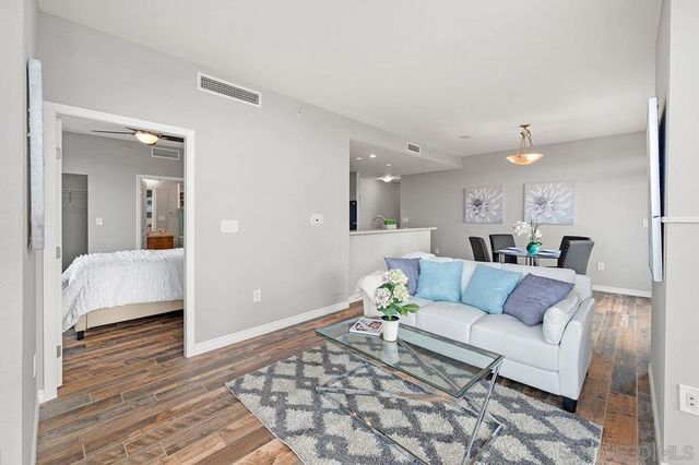 300 W Beech St 1003, San Diego, CA 92101
