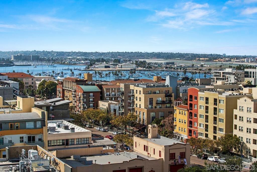 Image 28 of property listing at 300 W Beech St 1003, San Diego, CA 92101