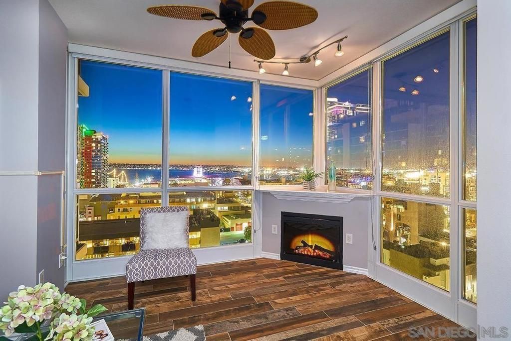 Image 5 of property listing at 300 W Beech St 1003, San Diego, CA 92101