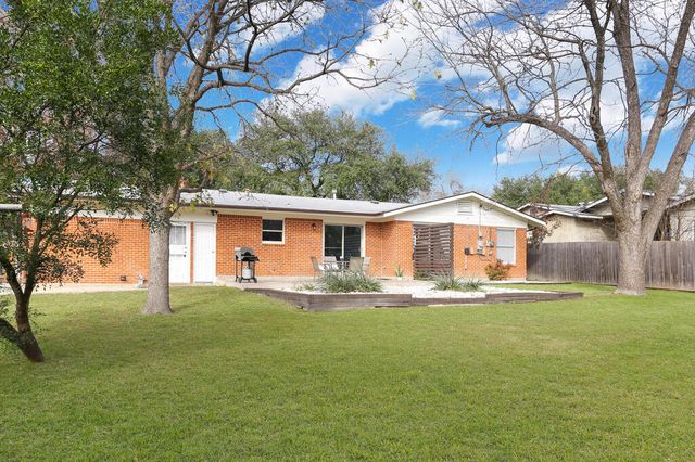 2806 Belvoir Dr, San Antonio, TX 78230