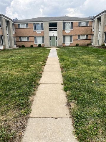 7412-7418 Olian Drive, Hazelwood, MO 63042