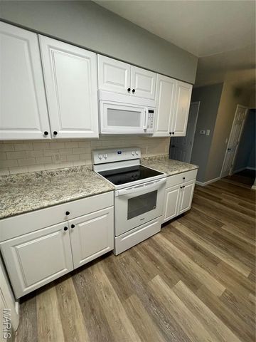 7412-7418 Olian Drive, Hazelwood, MO 63042