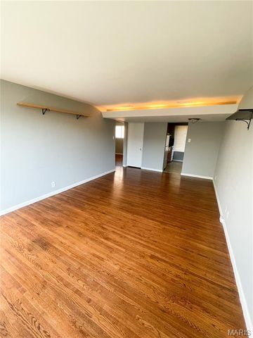 7412-7418 Olian Drive, Hazelwood, MO 63042