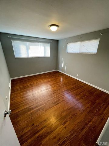 7412-7418 Olian Drive, Hazelwood, MO 63042