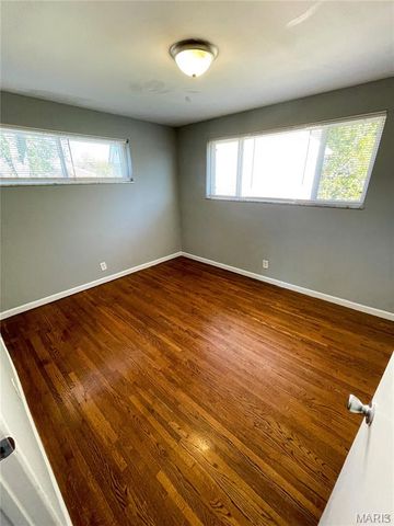 7412-7418 Olian Drive, Hazelwood, MO 63042