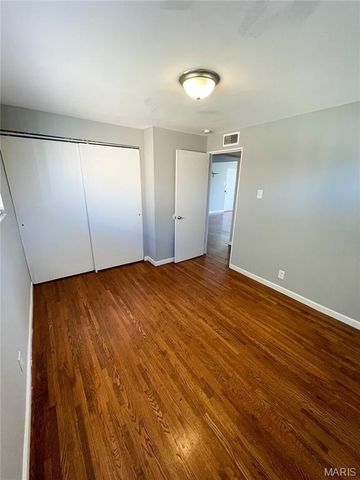 7412-7418 Olian Drive, Hazelwood, MO 63042