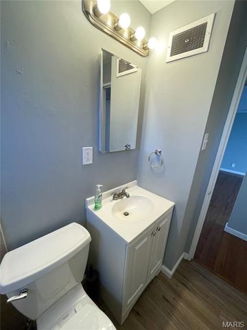 7412-7418 Olian Drive, Hazelwood, MO 63042