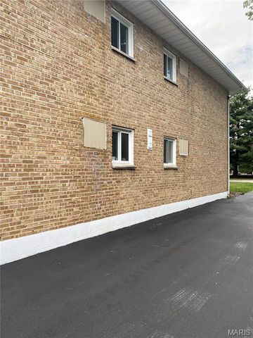 7412-7418 Olian Drive, Hazelwood, MO 63042