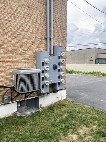 7412-7418 Olian Drive, Hazelwood, MO 63042