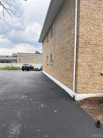 7412-7418 Olian Drive, Hazelwood, MO 63042