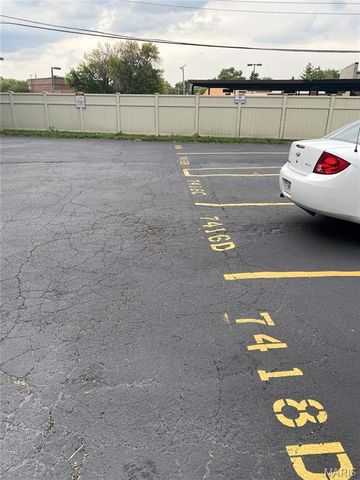 7412-7418 Olian Drive, Hazelwood, MO 63042